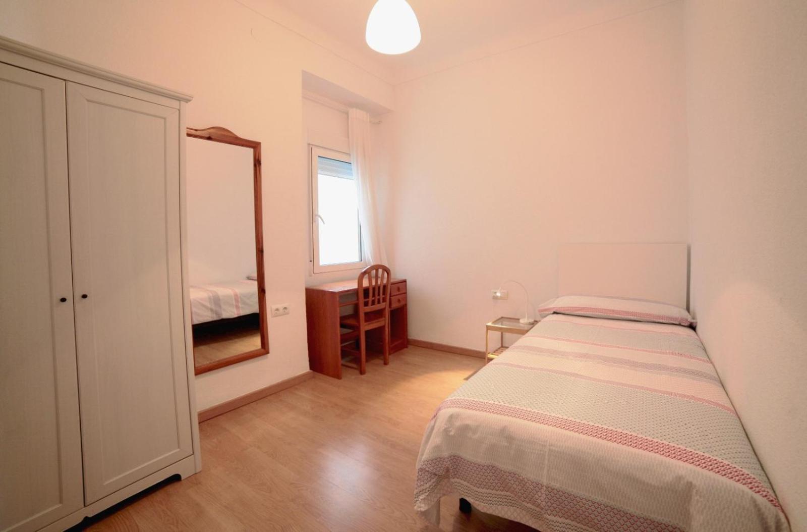 Apartamentos Bahia 阿利坎特 外观 照片