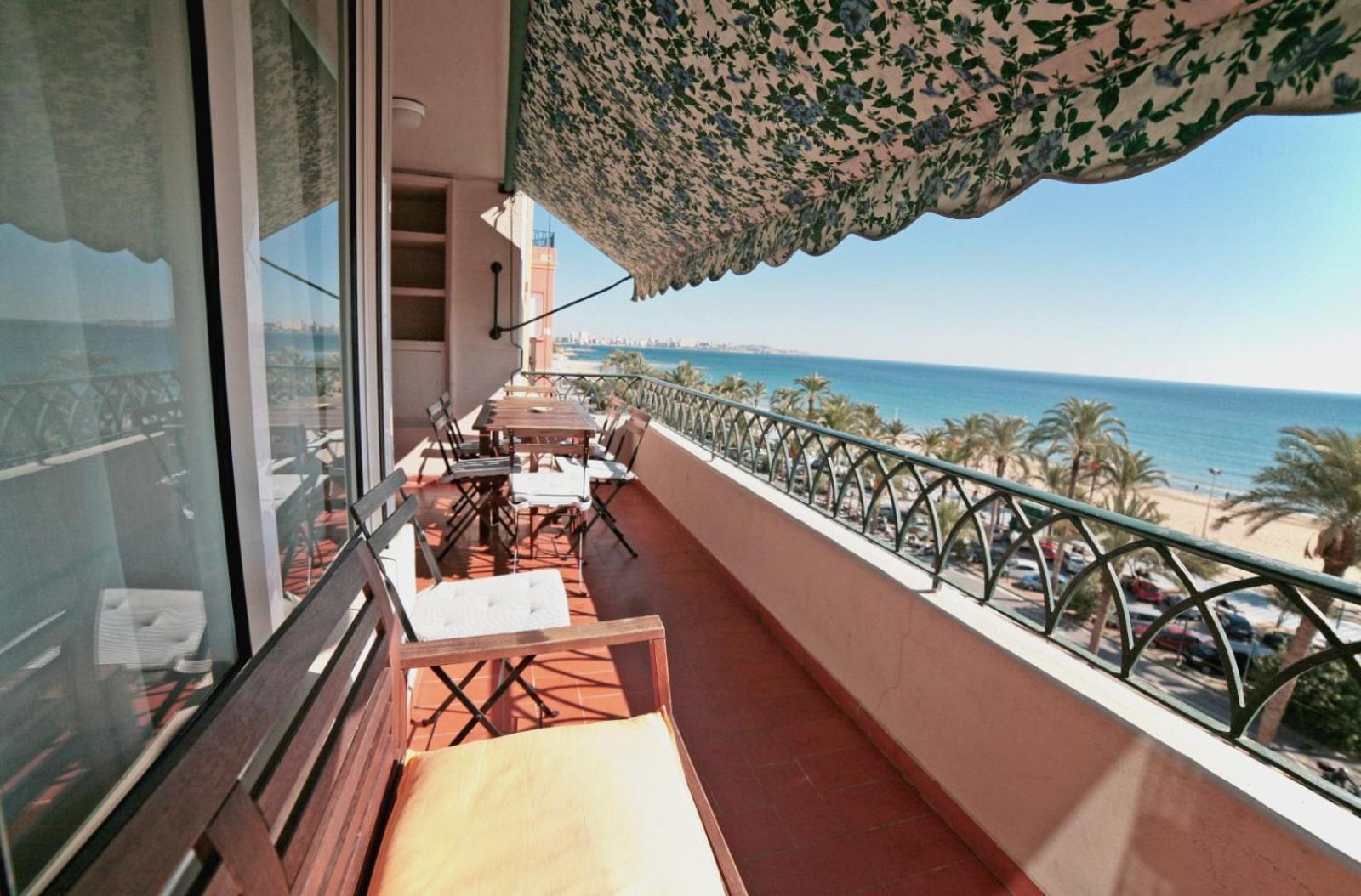 Apartamentos Bahia 阿利坎特 外观 照片
